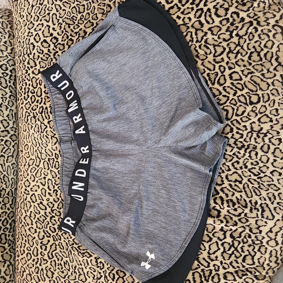 Under Armour Pants - Under Armour size medium